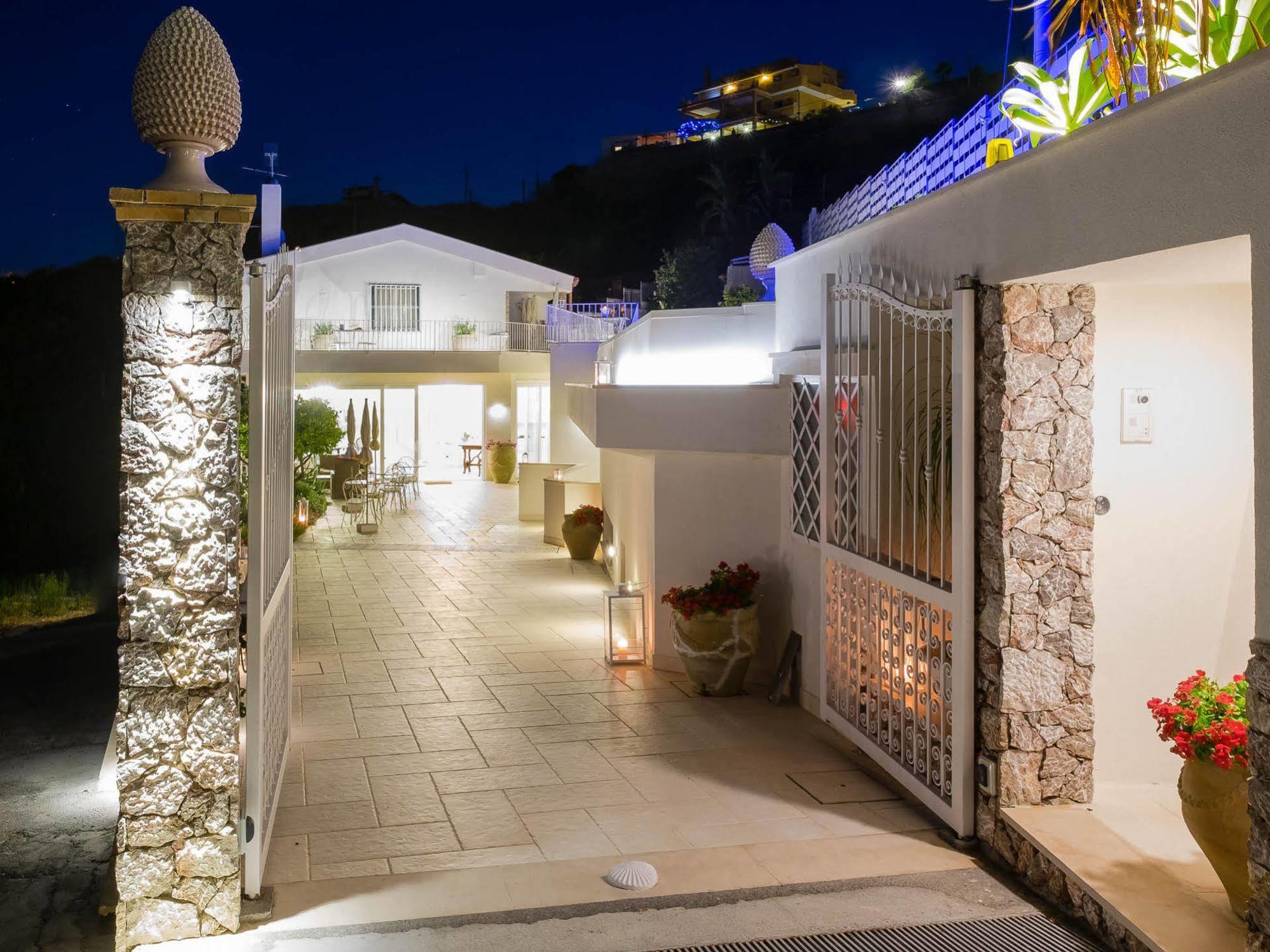 Sciccosa Guest House Taormina Zewnętrze zdjęcie
